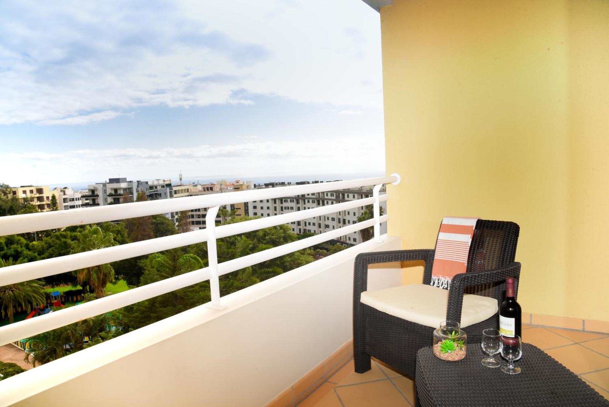 Green Pearl Apartment 丰沙尔 外观 照片